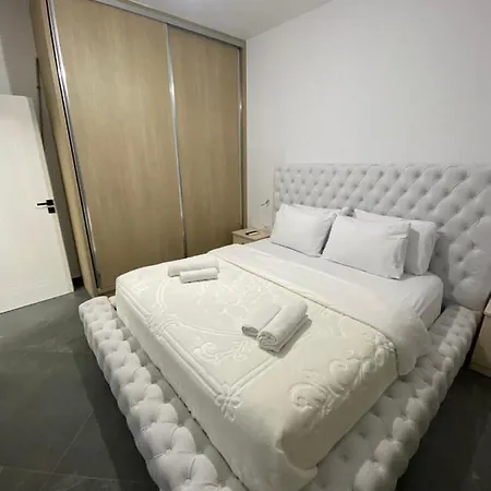 Vila F&g Apartment Sarande